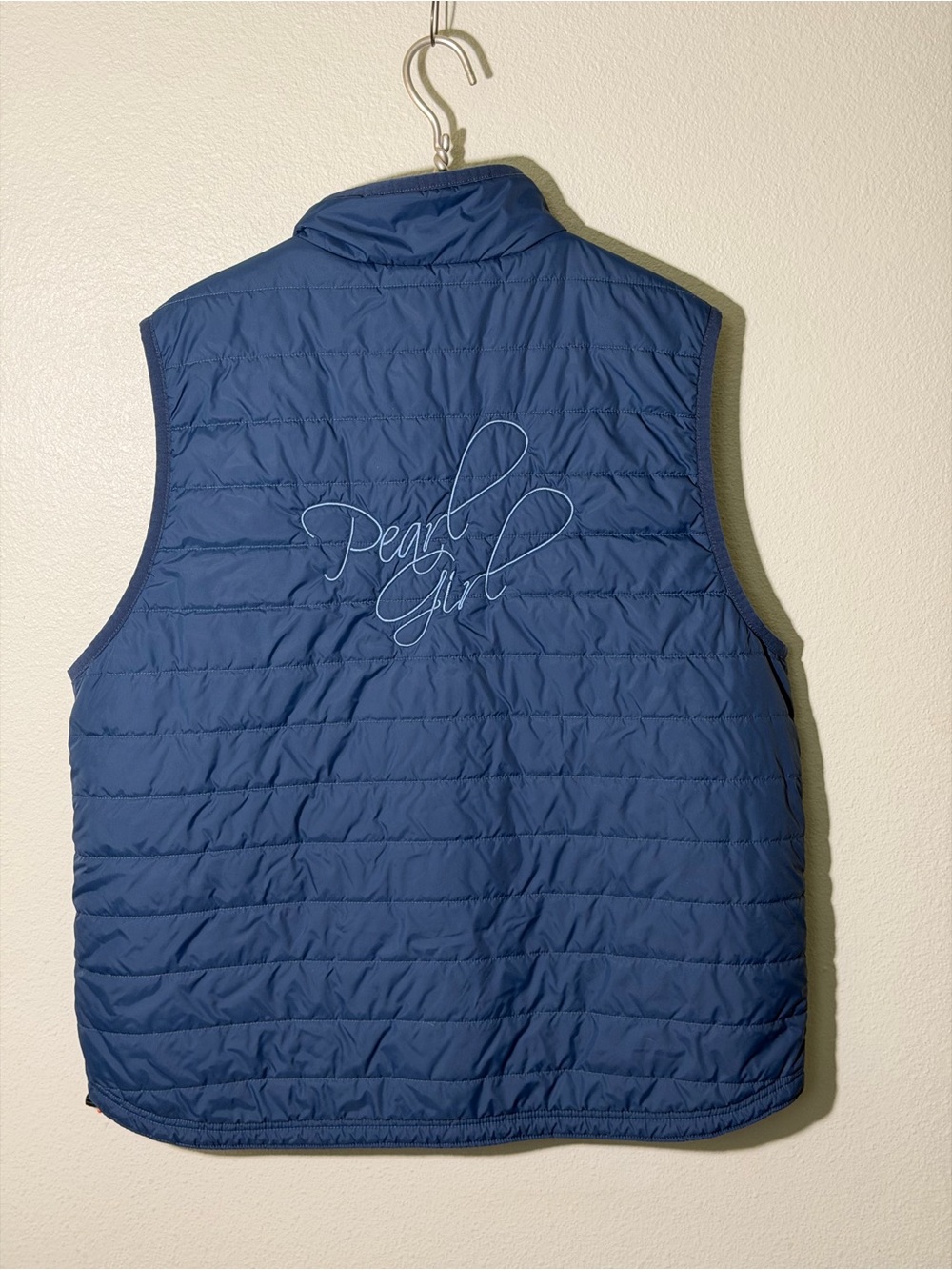 Carhartt Women’s XL Blue Puffer Vest Full Zip Pockets Stand-Up Collar Pearl Girl